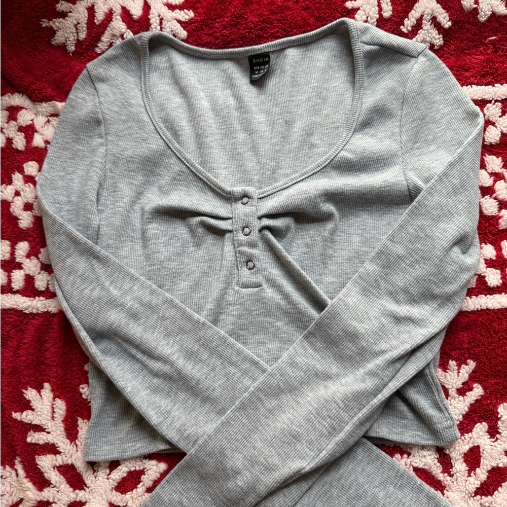 SHEIN Gray Buttoned Long Sleeve Top